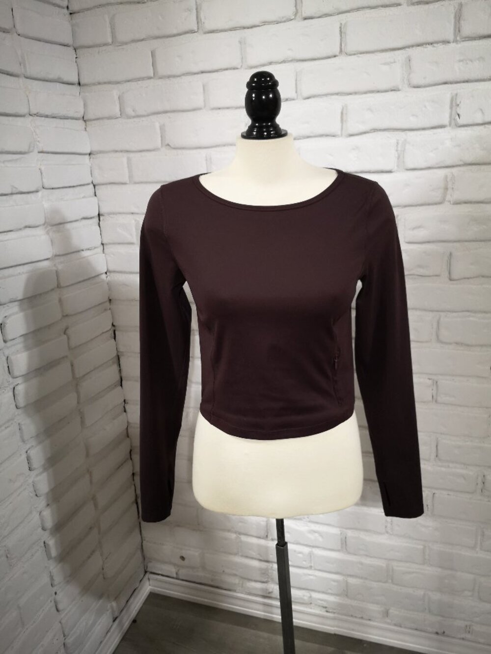 Old Navy Active Ladies Size Small Brown Powersoft Go-Dry Athletic Crop Top